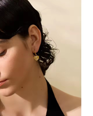 Eliana - Diamond Heart Huggies - Silver